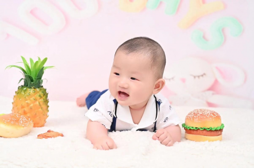 试管包生男孩哪家专业宝宝眼角红血丝 试管包生男孩哪家专业宝宝眼角红血丝